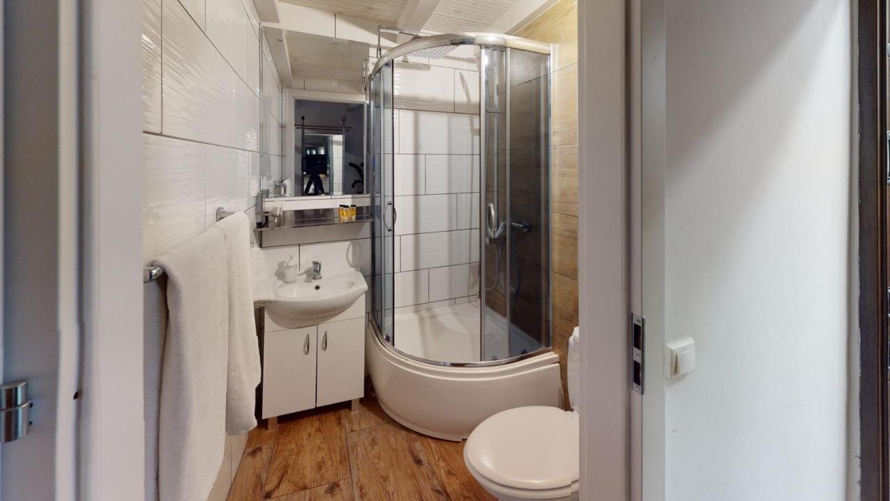 Studio Lofty Komuny Paryskiej 62 Wroclaw Bagian luar foto