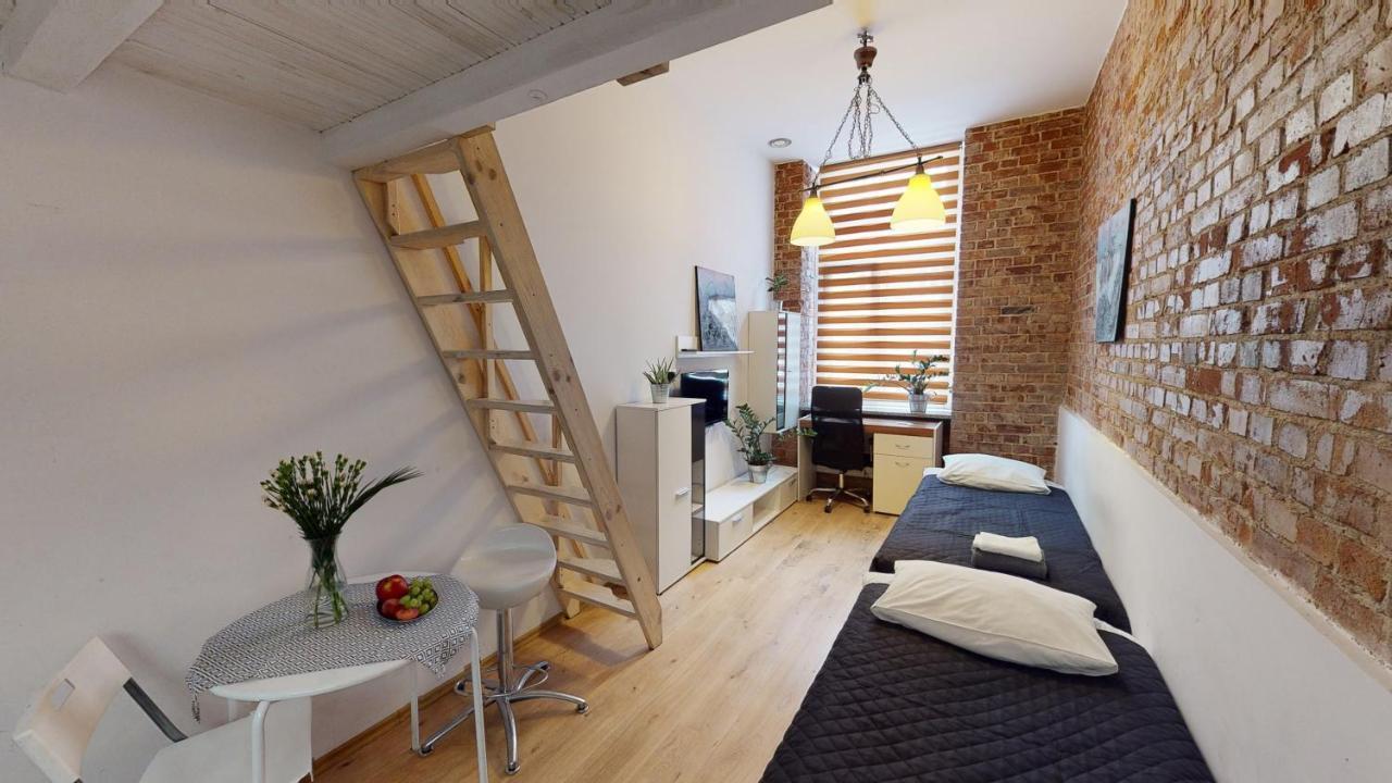 Studio Lofty Komuny Paryskiej 62 Wroclaw Bagian luar foto