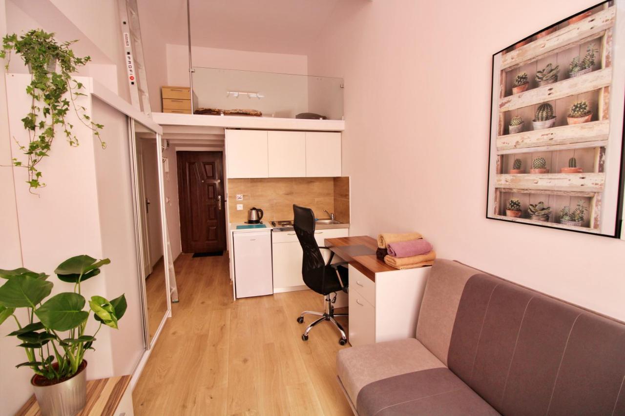 Studio Lofty Komuny Paryskiej 62 Wroclaw Bagian luar foto