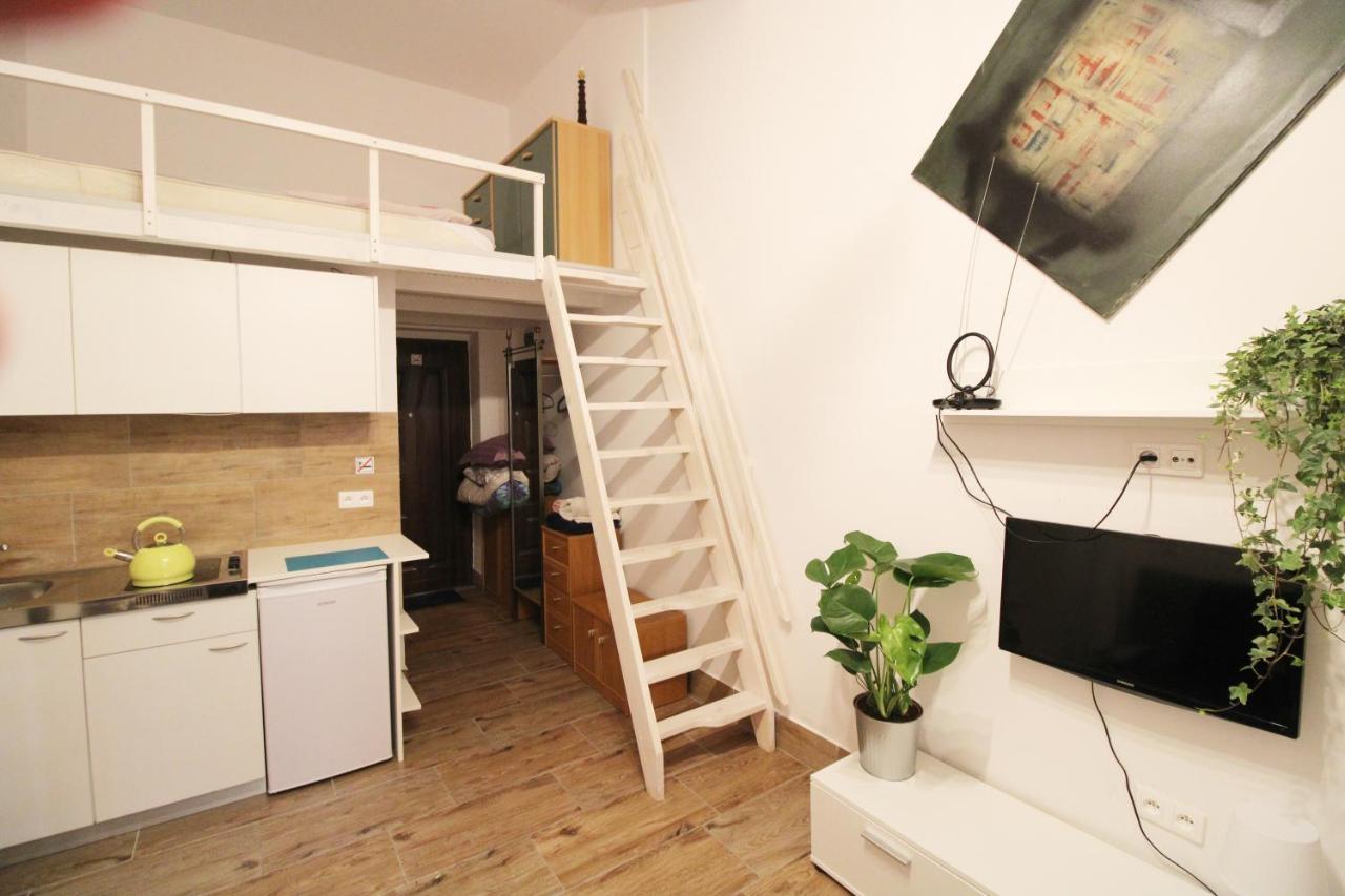 Studio Lofty Komuny Paryskiej 62 Wroclaw Bagian luar foto