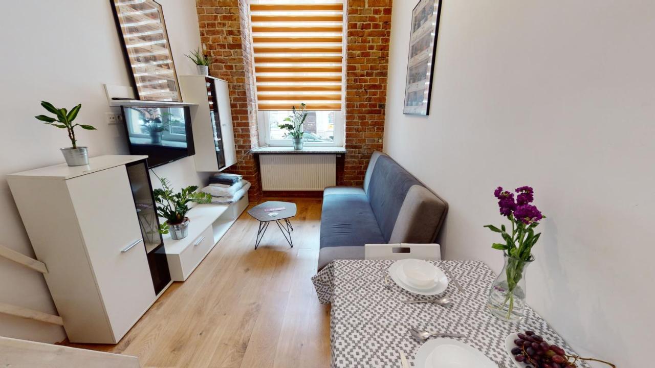Studio Lofty Komuny Paryskiej 62 Wroclaw Bagian luar foto